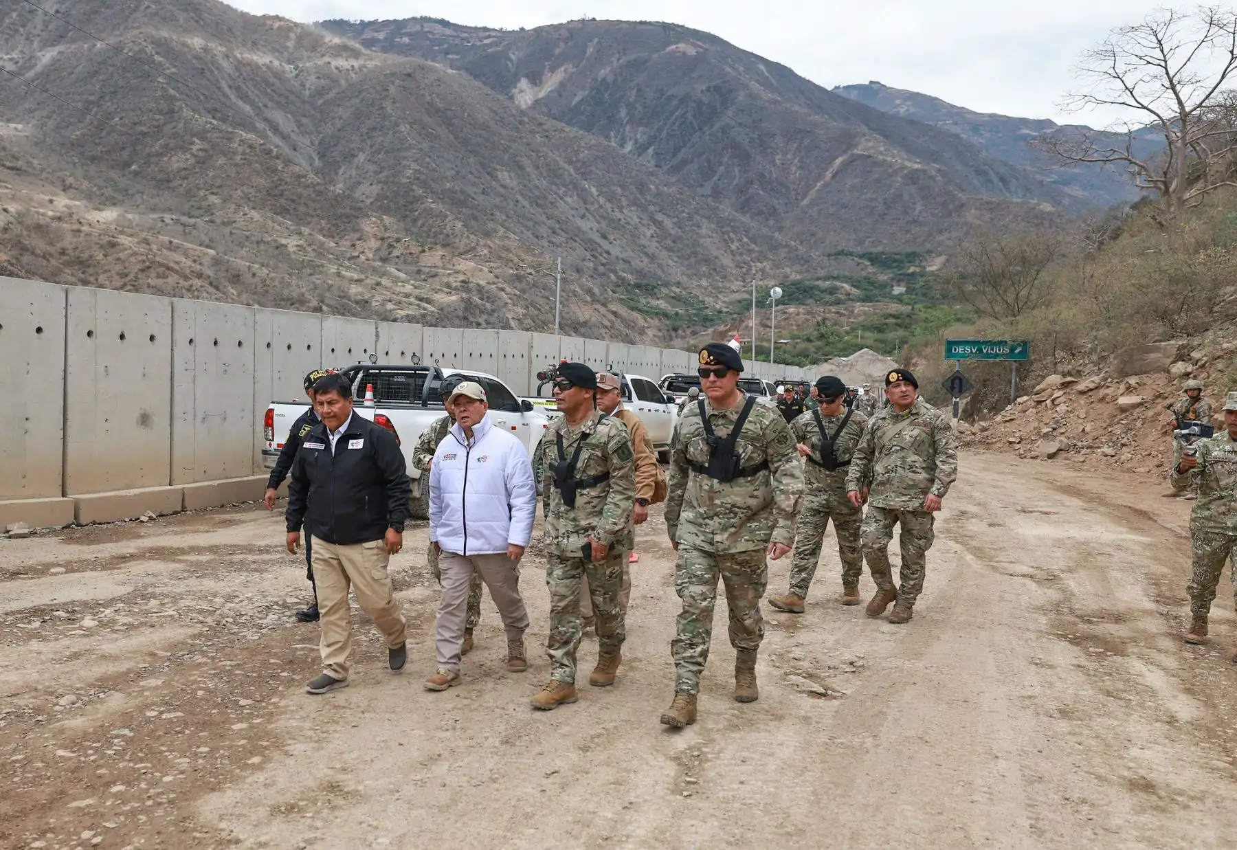 El presidente del Consejo de Ministros, Eduardo Arana, acompañado por los ministros de Defensa, Walter Astudillo, e Interior, Carlos Malaver, llegó a la provincia de Pataz, en La Libertad, para supervisar las acciones del Comando Unificado Pataz (CUPAZ). Foto: ANDINA/Difusión