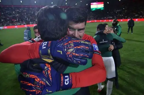 Lágrimas de gloria: Bolivia celebra entre abrazos y emoción su pase al repechaje mundialista