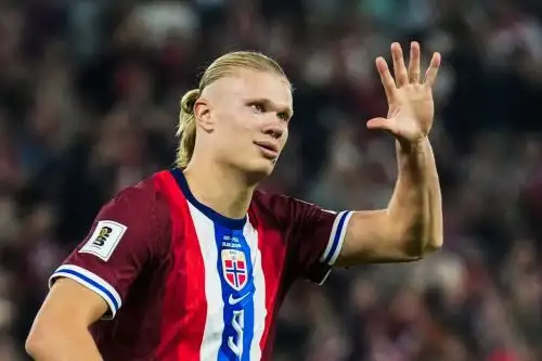 Erling Haaland convirtió cinco tantos en la goleada de 11-1  que le propinó Noruega a Moldavia