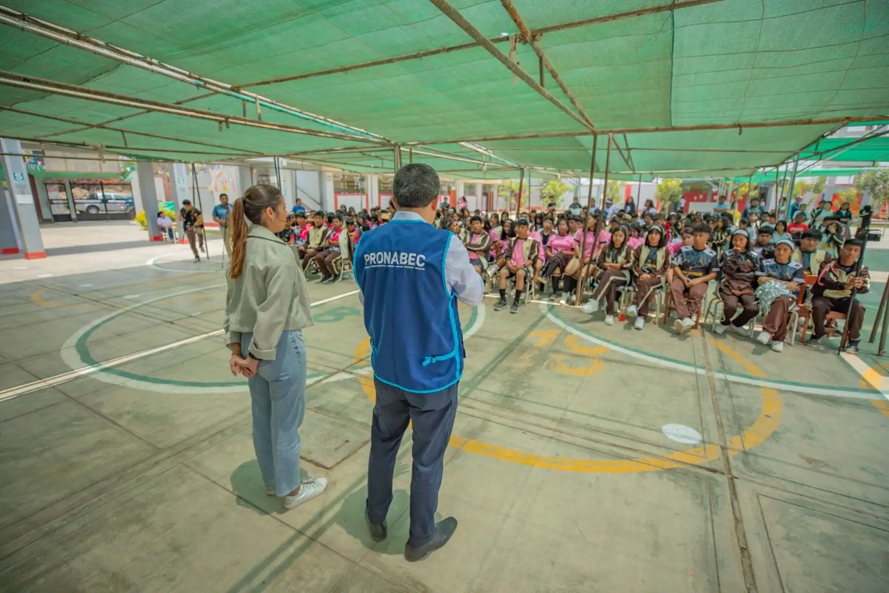 Al menos 67 400 escolares de quinto de secundaria cumplen los requisitos para inscribirse para dar el Examen Nacional de Preselección (ENP). También pueden participar egresados del colegio. Asimismo, Pronabec instó a los directores y docentes de los colegios a nivel nacional a involucrarse decididamente en promover la inscripción de sus alumnos. Foto: ANDINA/Difusión