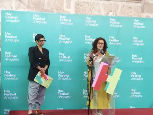 La edición 2025 del Hay Festival Arequipa rendirá un homenaje a nuestro laureado escritor Mario Vargas Llosa quien falleció en abril de este año. ANDINA/Difusión