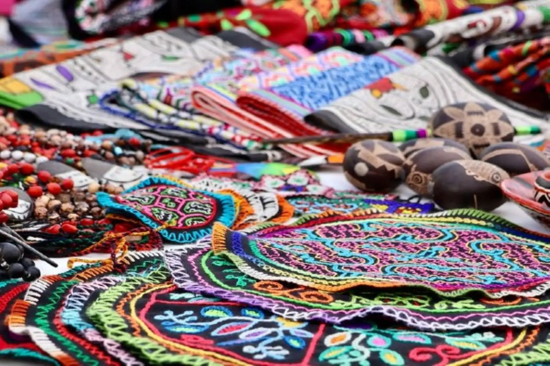 El arte y las tradiciones culturales de los pueblos amazónicos tienen un vínculo inquebrantable con la conservación de sus ecosistemas. Foto: Minam