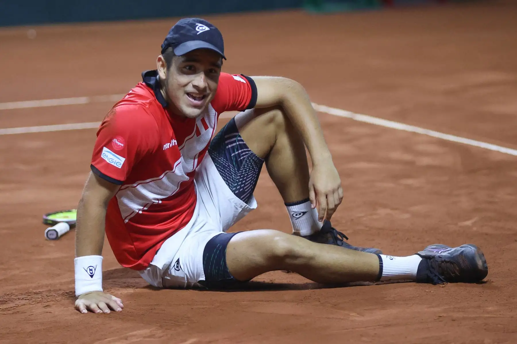 En el primer día de los partidos de clasificatorias del Grupo Mundial l de la Copa Davis 2025, que se realizaron en el Club Lawn Tennis de la Exposición en Lima el viernes 12 de setiembre, Gonzalo Bueno de Perú consiguió el primer punto del día para nuestro país, tras vencer a Nuno Borges de Portugal (52 ATP) por 3-6 6-2 7-5. Foto: Copa Davis