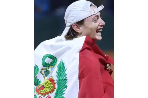 ¡Un peruano en la élite del tenis!: Ignacio Buse hace historia en Alemania con sensacional triunfo ante el número 12 del mundo