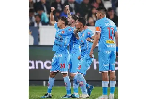 Alianza Lima pierde 4 a 3 ante Deportivo Garcilaso por la jornada 8 del Torneo Clausura en el estadio Alejandro Villanueva