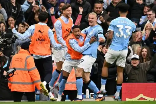 Erling Haaland fue clave en el triunfo del Manchester City ante el United
