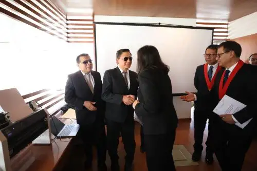 Poder Judicial notifica en Braille resolución judicial a litigante con discapacidad visual