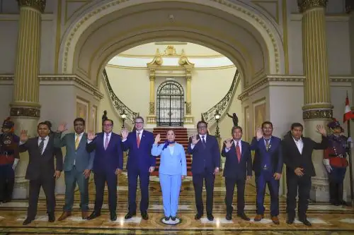 Presidenta Boluarte analizó oportunidades de inversión y desarrollo con alcaldes de Tumbes