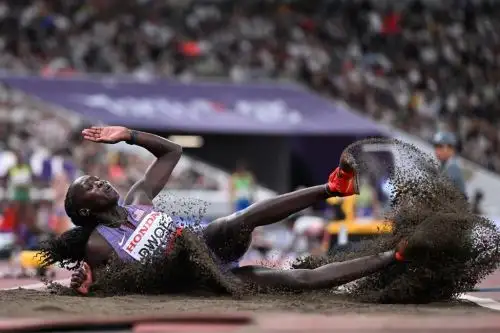 Velocidad, esfuerzo supremo y gloria: El Mundial de Atletismo de Japón 2025 en imágenes