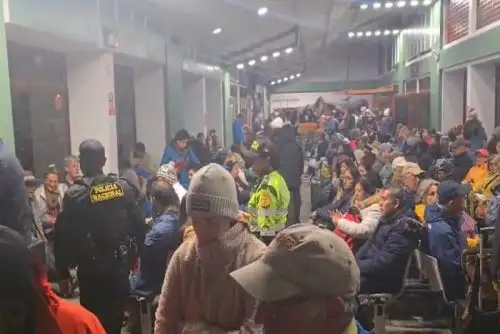 Suman más de 160 efectivos desplazados en la ruta Ollantaytambo - Machu Picchu.