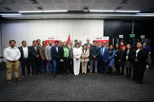 La titular del Mincetur sostuvo que todos los participantes en la reunión reafirmaron la voluntad de diálogo y respeto al  Estado de Derecho.