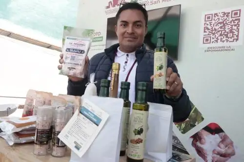 Expo Peru Andes 2025-Cusco, que se realiza en el campo ferial Huancaro, también expone productos de diferentes regiones como Ayacucho, Junín, Huancavelica, Cusco, entre otras. Foto: ANDINA/Vidal Tarqui