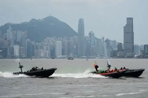 Puerto Victoria en Hong Kong del 28 de agosto de 2025. Foto: AFP