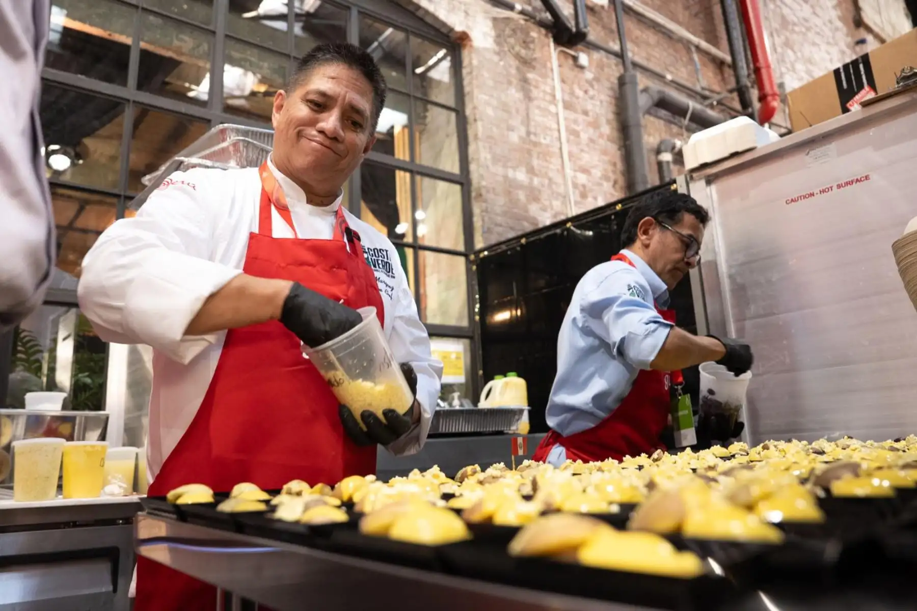 El Perú abrió oficialmente las puertas de su reconocida feria gastronómica “Perú, Mucho Gusto” en la ciudad de Nueva York.
Foto: PROMPERU