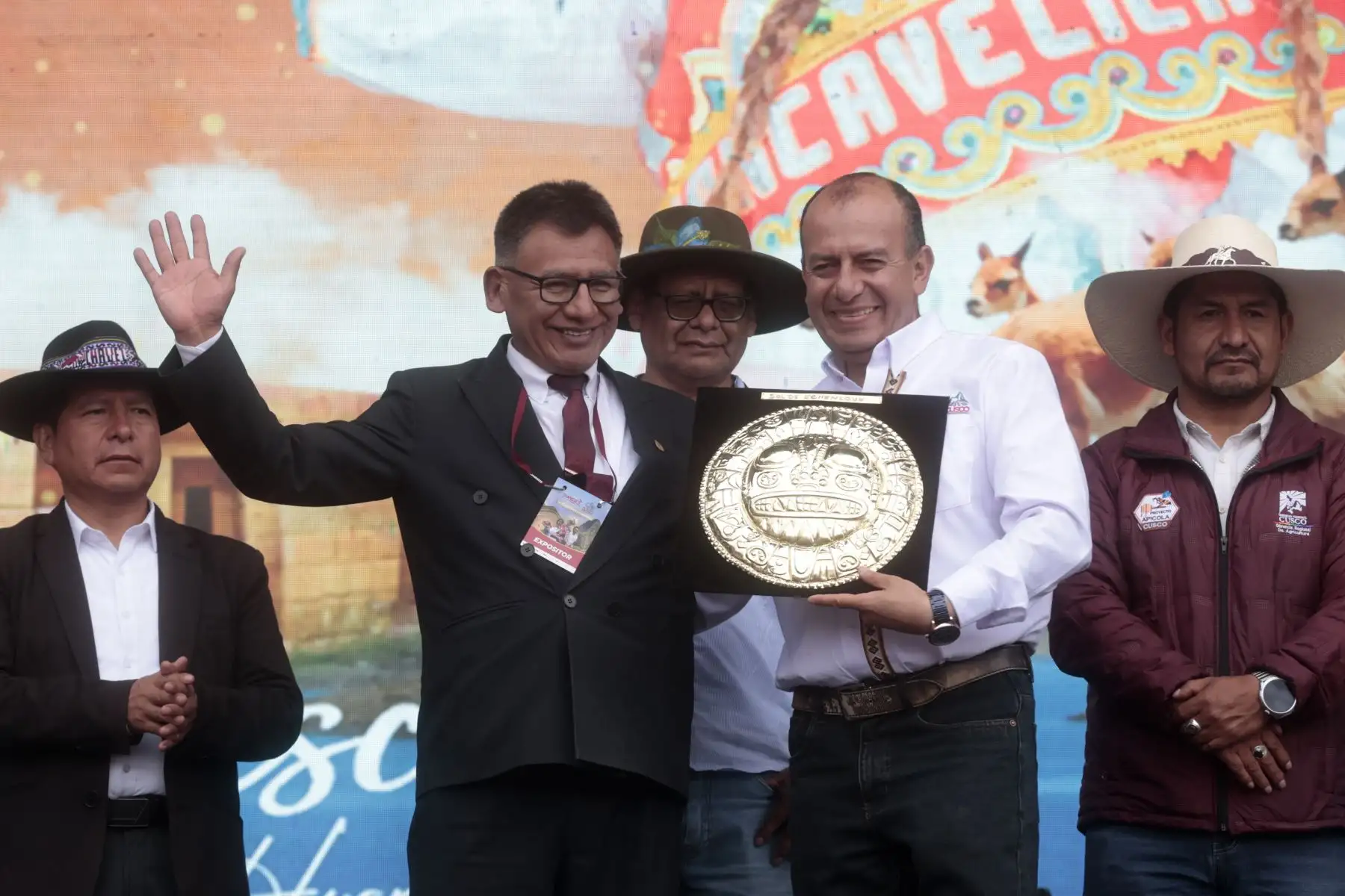 Cusco vive una colorida clausura de la Expo Peru Andes 2025-Cusco. Ademas, se anuncio que Huancavelica "La tierra del Mercurio" será la próxima sede de la feria macrorregional mas grande del sur del país. Foto: ANDINA/Vidal Tarqui