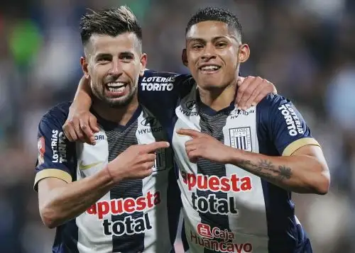 Pablo Ceppelini y Kevin Qievedo fueron los mejores en la goleada 4-0 ante Comerciantes Unidos