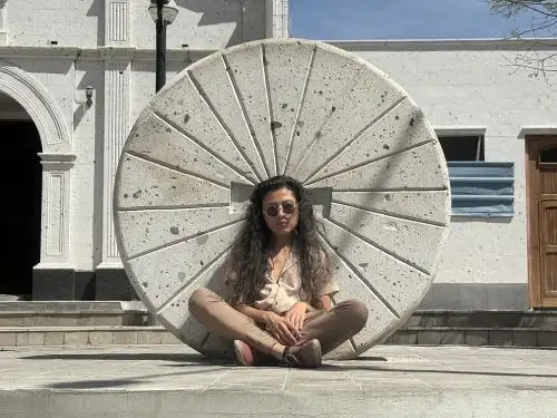 Artista Fernando Peña.