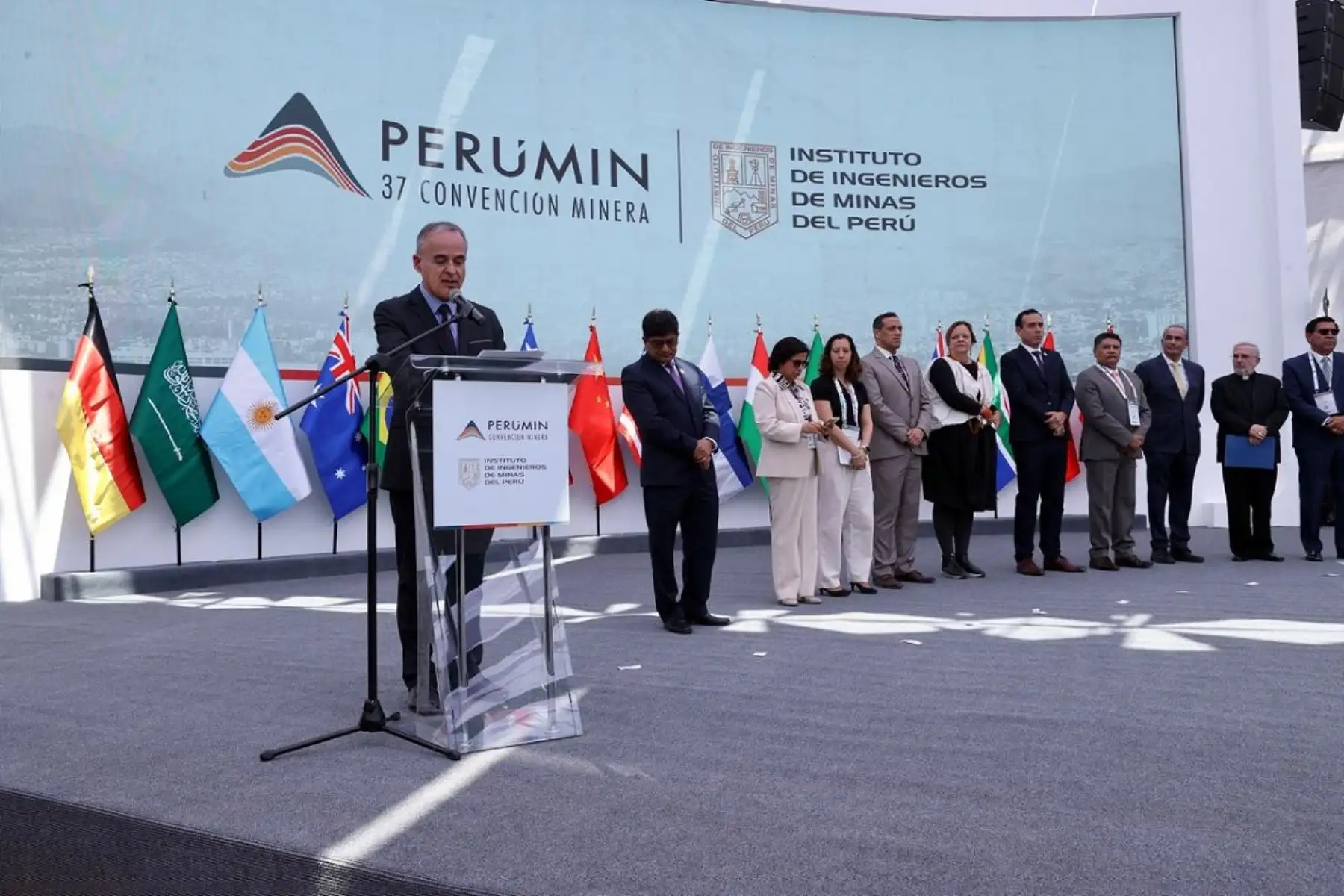 Ministro de Energía y Minas, Jorge Montero, en inauguración de PERUMIN 2025 en Arequipa. Foto: Cortesía.
