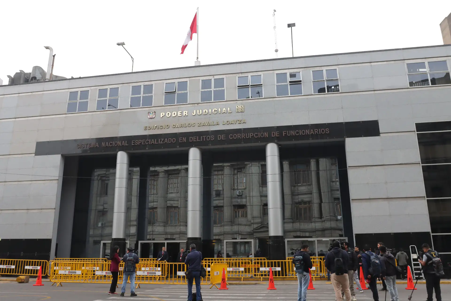 PJ declara infundada excepción de prescripción presentada por exjefe militar