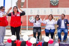 La ministra Fanny Montellanos participó en la actividad ‘Gestos que Florecen Contigo’ en Chiclayo. Foto: MIDIS/Difusión.