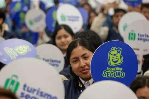 Mincetur, Minedu e Indecopi lanzaron la campaña "Recuerdo Seguro" para prevenir riesgos en los viajes escolares y promueve el uso de servicios turísticos formales. ANDINA