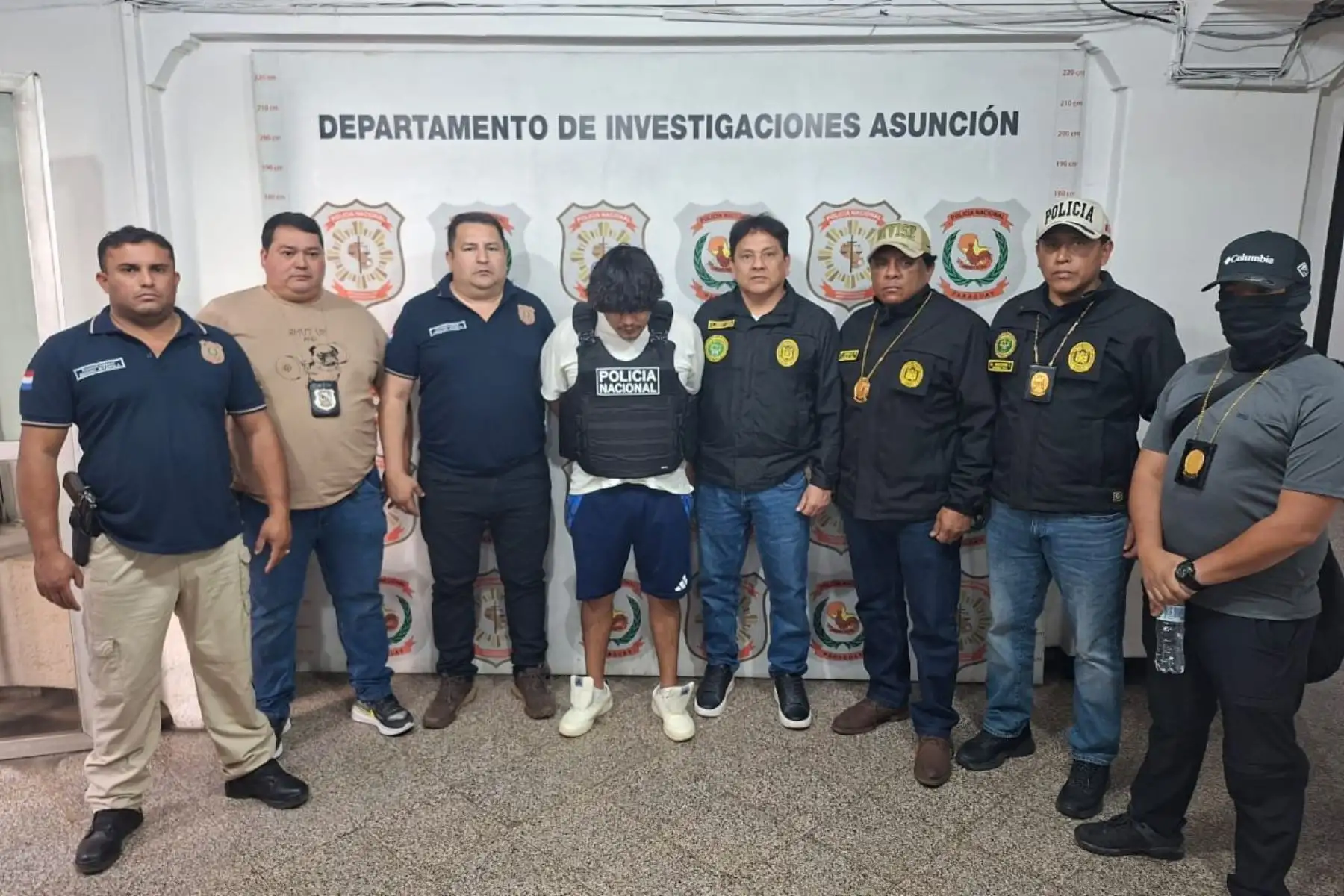 Erick Moreno Hernández, alias “El Monstruo”. Actualmente se encuentra bajo custodia del equipo especial de la Dirincri y, en breve, será puesto a disposición de las autoridades nacionales. Foto : Policía Nacional
