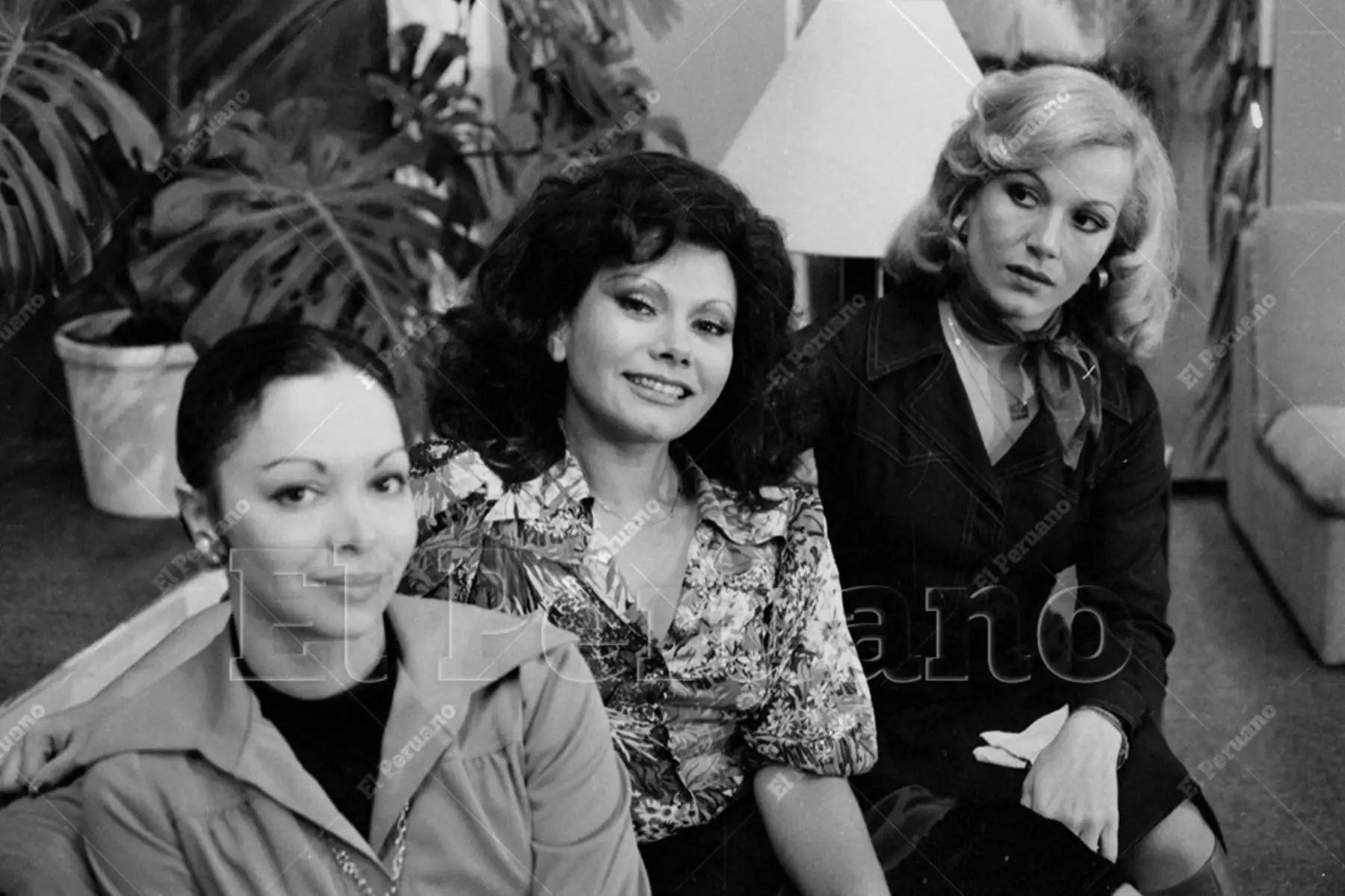 Lima - 27 junio 1978 / Gloria Soto, Camucha Negrete y Ruth Razzeto, bellas actrices de la obra Las mujeres me dan miedo que se presenta en el teatro Colina. Foto: Archivo Histórico de El Peruano / José Risco