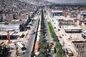 La vía rápida se hará mediante la modalidad fast track, que permitirá ejecutar la obra en menor  tiempo, informó el alcalde de Lima al colocar la primera piedra. Foto: Difusión