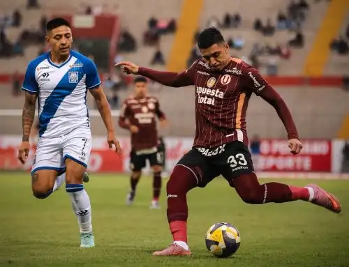 Universitario se trajo tres puntos valiosos de Trujillo al derrotar 2-0 a Alianza Atlético