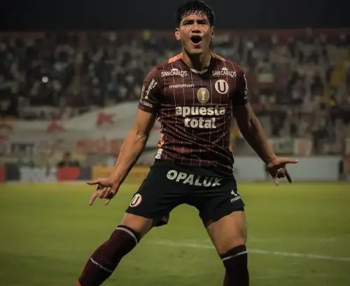 Universitario camina seguro rumbo al tricampeonato nacional