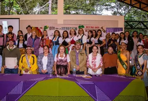 Oxapampa celebra en la primera semana de octubre sus días festivos con ocasión del Día de la Identidad.