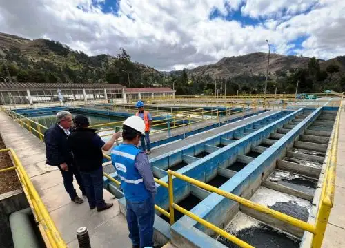 Especialistas de la Sunass supervisaron la planta de tratamiento de agua potable de Cajamarca y constataron que el servicio que se brinda cumple con los límites permisibles. ANDINA/Difusión