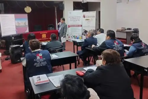 Poder Judicial capacita más 1500 jueces de paz en temas de violencia contra la mujer