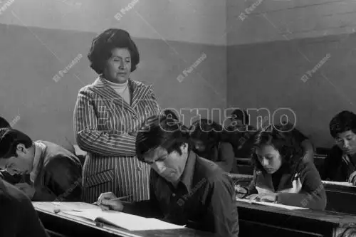 Imágenes Históricas del Proceso de Admisión en la UNMSM