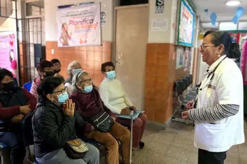 Dra. Mariel Rosales Huayta, jefa del Centro de Salud Madre Teresa de Calcuta de la DIRIS Lima. Foto: Difusión