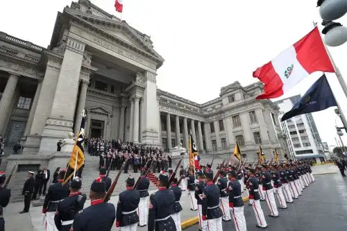 Presidenta del PJ, Janet Tello, recuerda heroísmo de Grau durante el combate de Angamos.