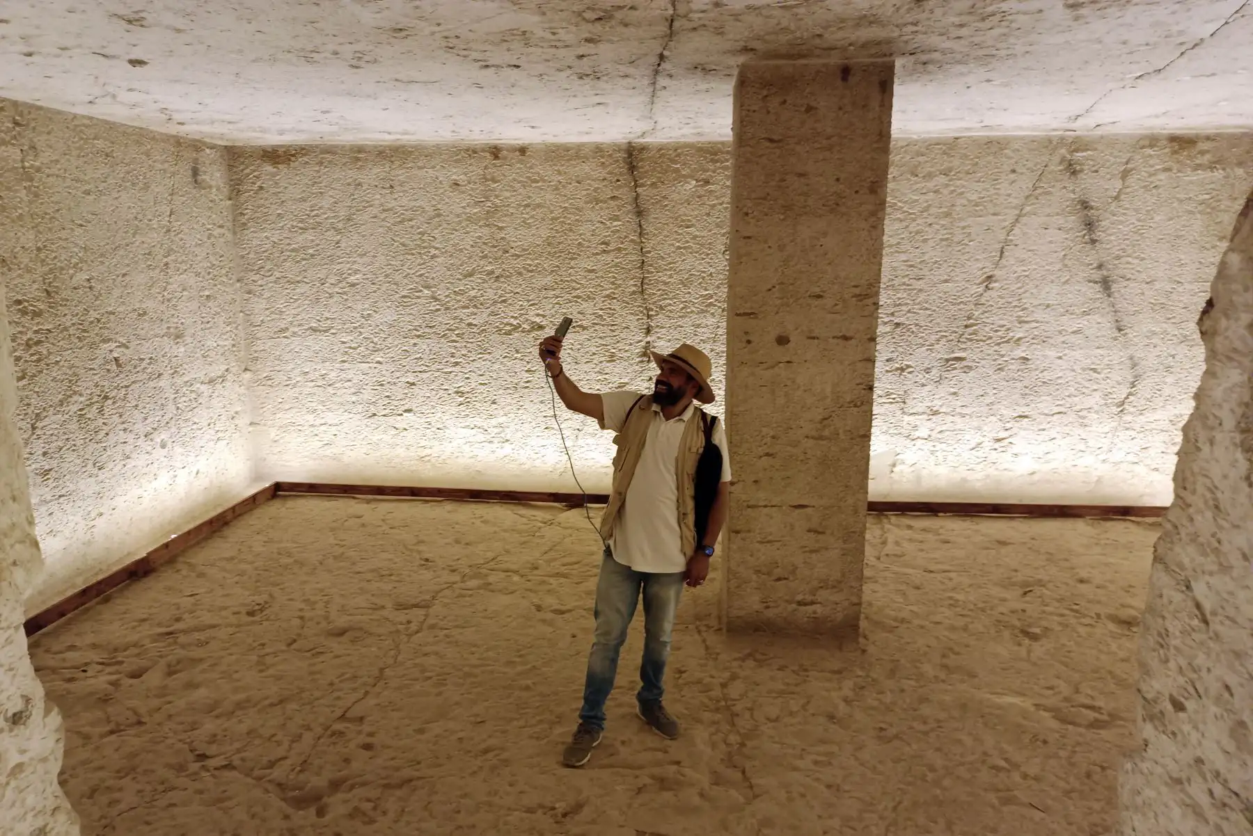 Amenhotep III ascendió al trono siendo adolescente y gobernó durante unos cuarenta años de prosperidad, estabilidad y esplendor artístico. Murió en 1349 a. C., a los 50 años. AFP