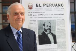 El bisnieto de Grau, Miguel Grau Malachowski, visitó la sede de la Agencia Andina y el diario El Peruano. Foto: ANDINA/Melina Mejía