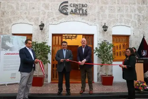 En Arequipa se inaugura la exposición "El Peruano 200 preservando la memoria, narrando nuestra historia"