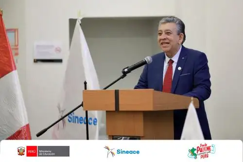 El presidente del Consejo Superior del Sistema Nacional de Evaluación y Acreditación de la Calidad Educativa (Sinecace), Ángel Velázquez,