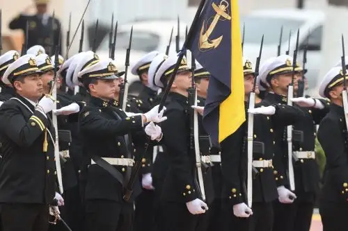 Marina de Guerra del Perú conmemora el 204.° aniversario de su creación y el 146.° aniversario del Combate Naval de Angamos