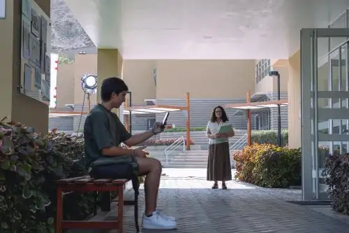 “Proyecto Agustín”: comedia filosófica que reflexiona sobre los retos de la adultez