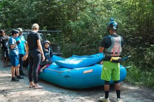 La Gerencia Regional de Comercio Exterior y Turismo de Cusco sancionó a cuatro empresas de canotaje por operar sin autorización en el cauce del río Vilcanota, en la provincia de La Convención. ANDINA/Difusión