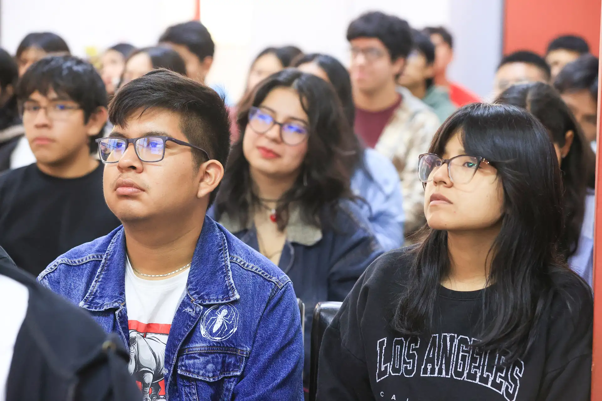 Alumnos  que cursan el 2° ciclo de Ciencias de la Comunicación en la UNMSM visitan Editora Perú para conocer la experiencia "Vive Andina" Foto: ANDINA/Melina Mejía