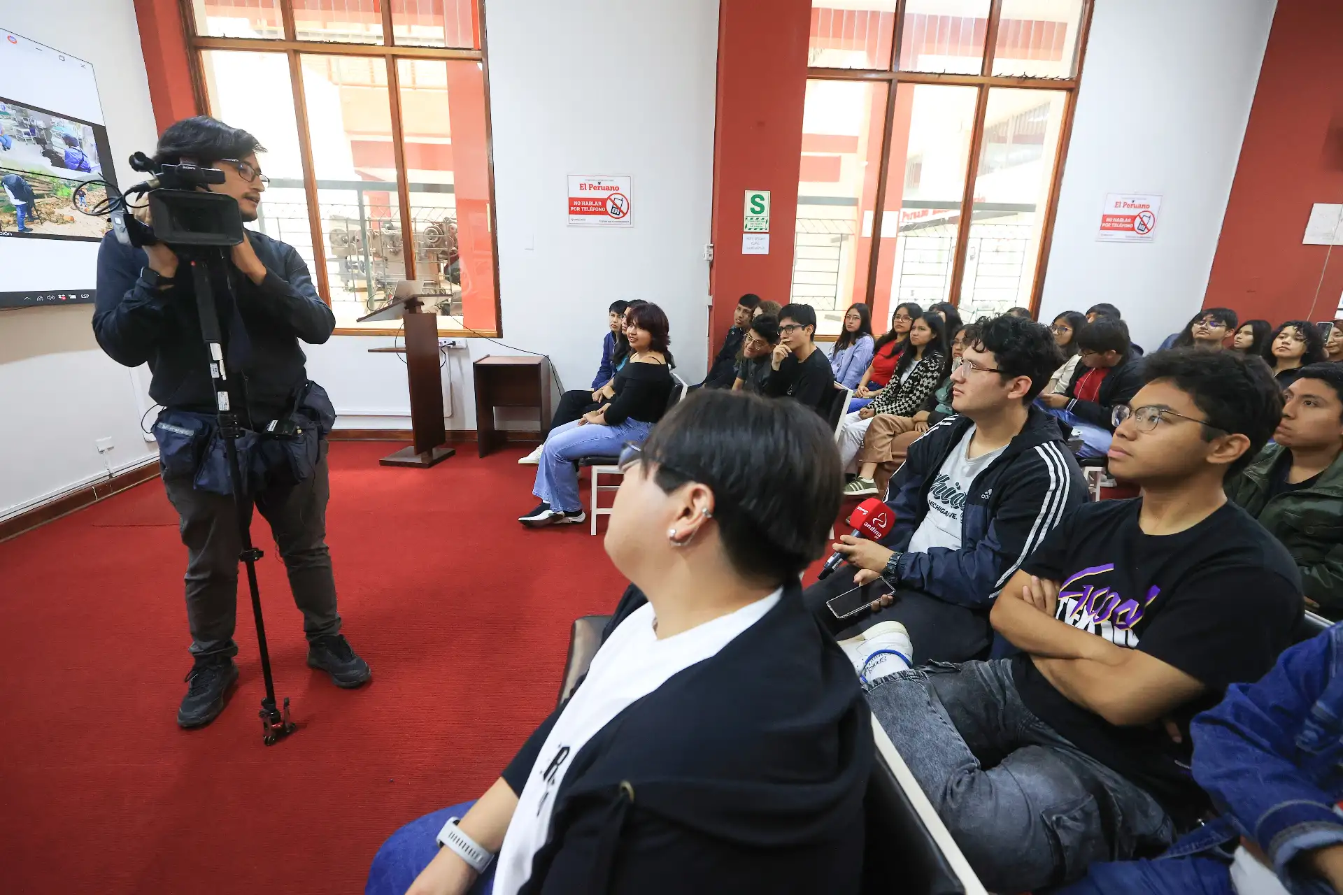 Alumnos de la UNMSM conocen la experiencia "Vive Andina"