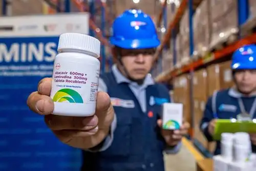 Cenares inicia distribución nacional de antirretrovirales para pacientes con VIH. Foto: Difusión