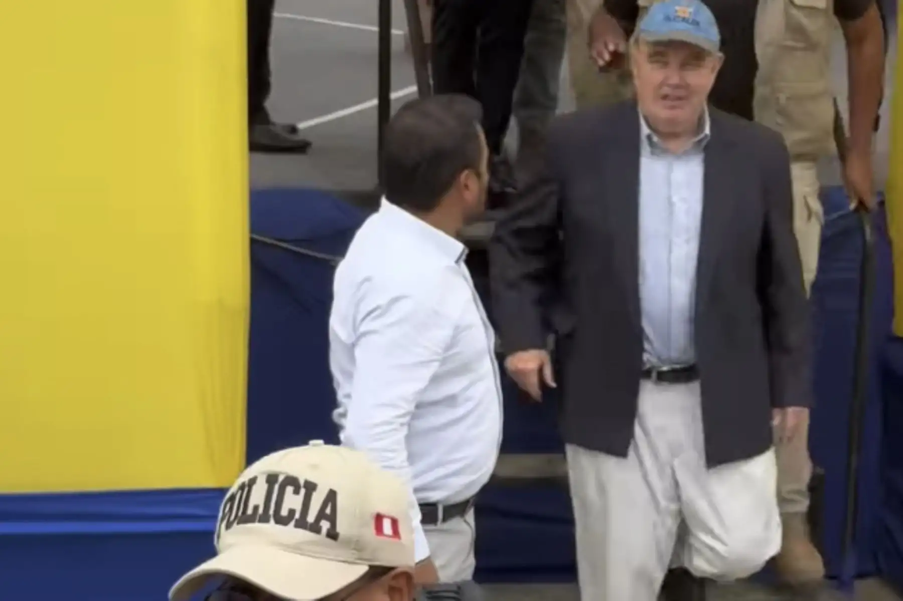 Alcalde de Lima, Rafael López Aliaga  tuvo que dejar la actividad edil, tras un presunto intento de atentado en su contra. Foto: Captura TV