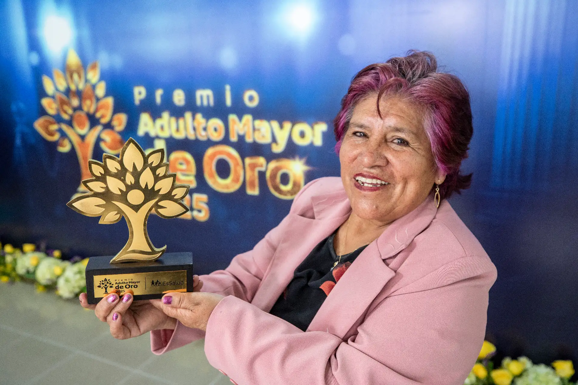 EsSalud impulsa la quinta edición del Premio Adulto Mayor de Oro 2025