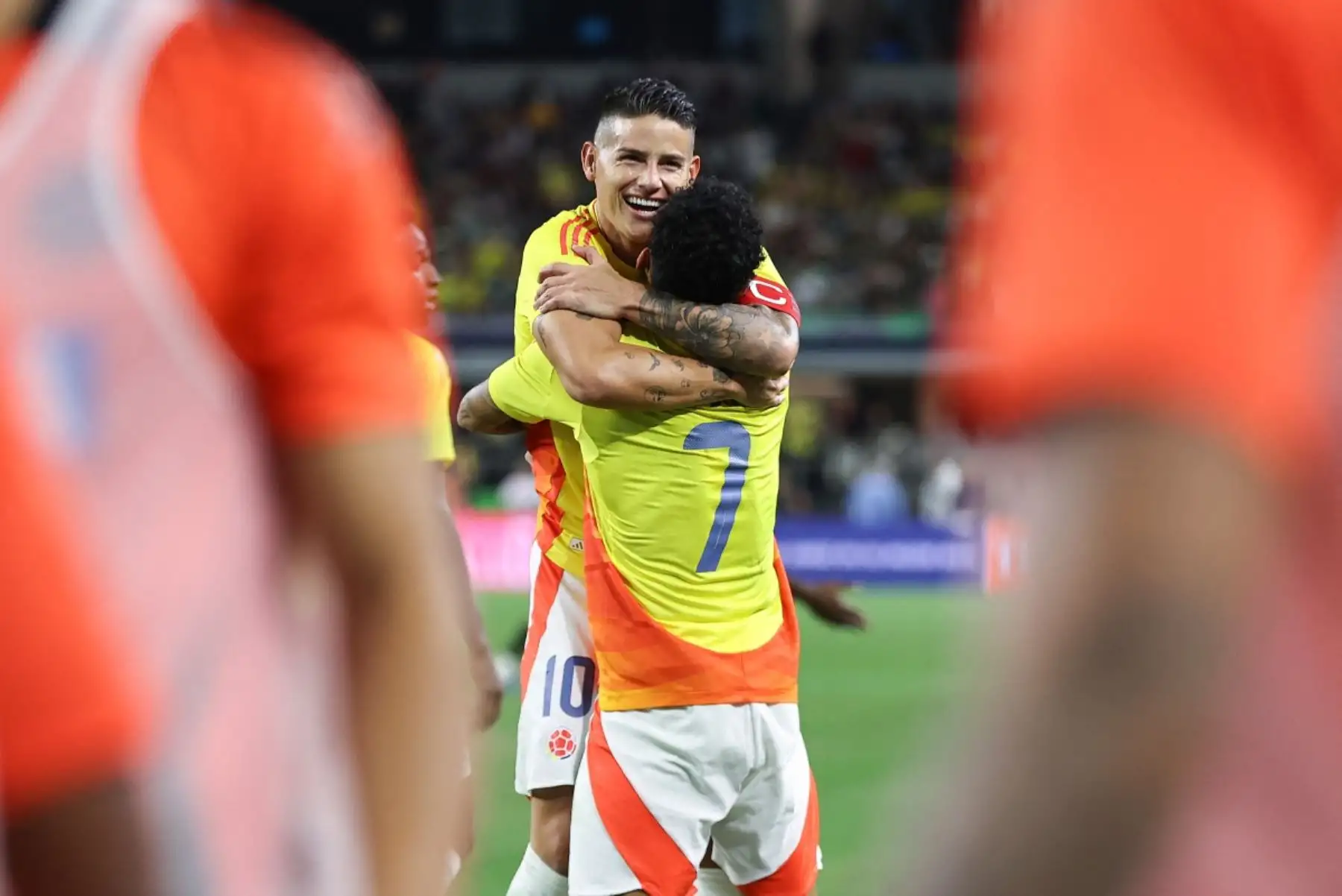 Colombia consolida su buena forma al golear 4-0 a México con miras al Mundial 2026