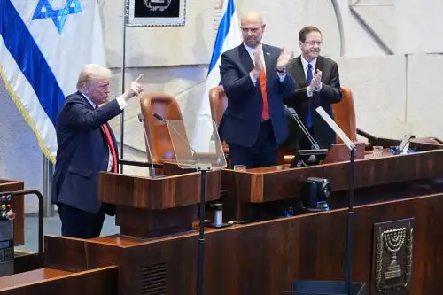 Donald Trump destaca en el Knéset el fin de una “era de terror y muerte” tras dos años de guerra entre Israel y Hamás